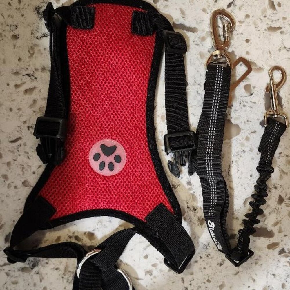 SlowTon Dog Seat Belt Harness for Car